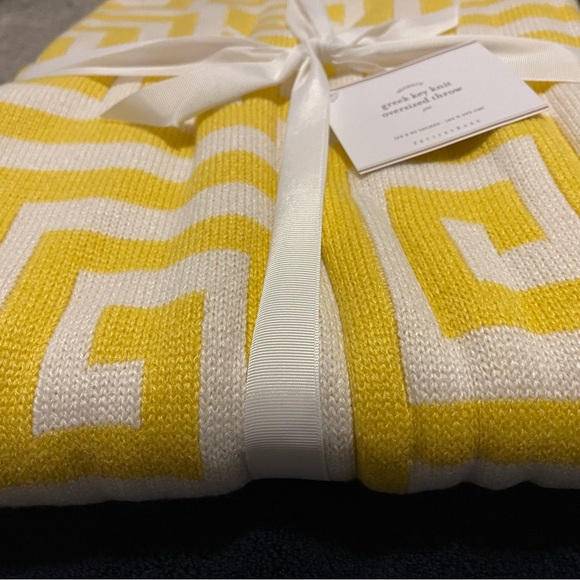 New Pottery Barn Greek Key Oversized Cotton Throw, 55X80” Marigold Yellow - Picture 7 of 11